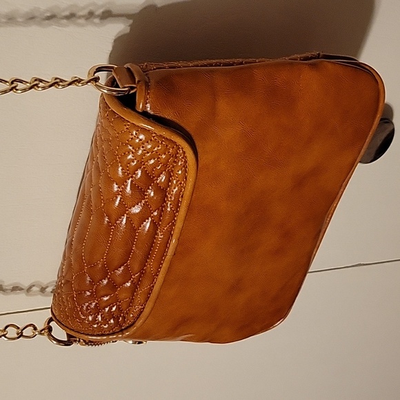 Big Buddha quilted crossbody bag with tassles - Picture 6 of 8